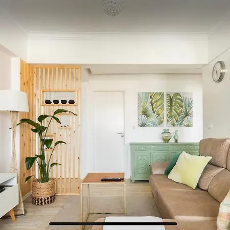 Confortavel Com Varanda Pansiyon Amadora